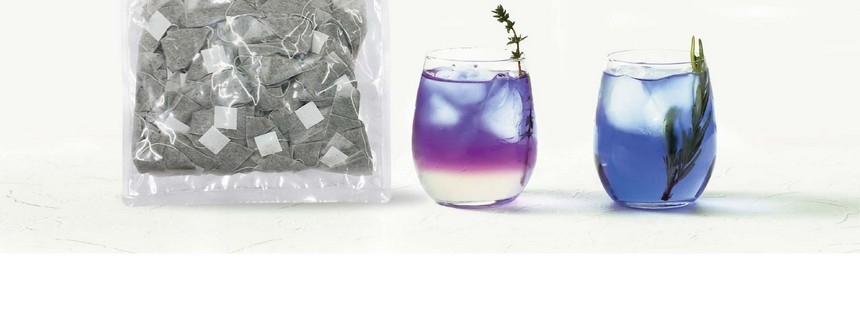 01バタフライピー：アントシアニンたっぷりの美容ハーブ。無味無臭ですがほんのり豆のような香りがします。（アントシアニン）02レモングラス：レモンのような爽やかな香りが特徴。バタフライピーの特有の風味を抑え、スッキリとした味わいに。（ビタミンA・C）